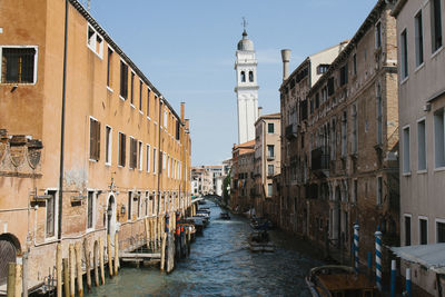 Grand canal amidst buildings in city
