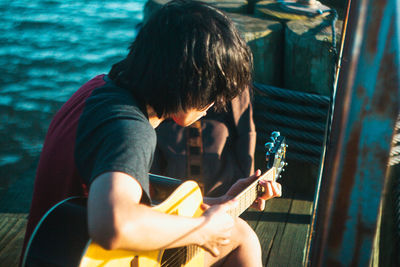 Man playing guitar