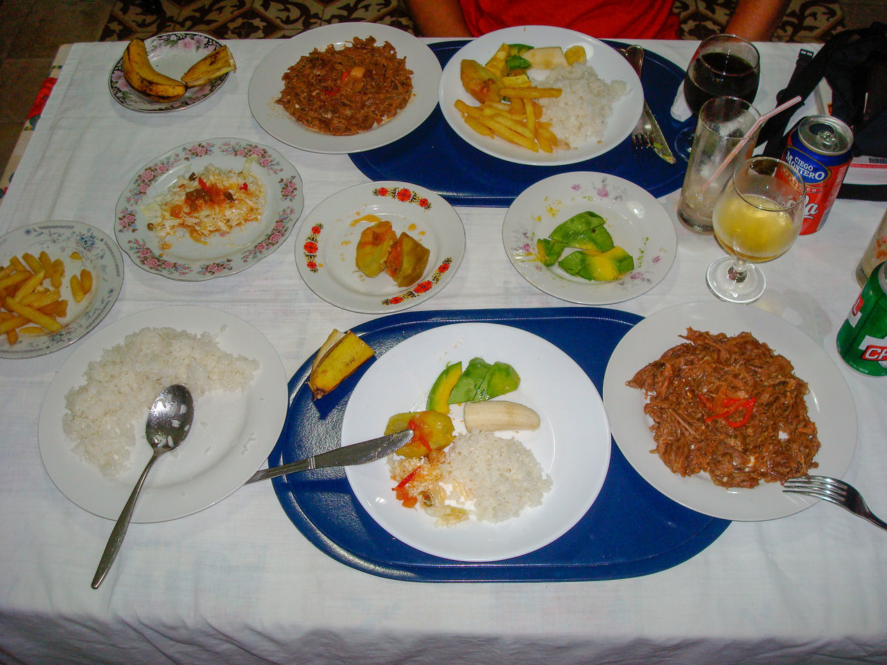 HIGH ANGLE VIEW OF BREAKFAST ON TABLE