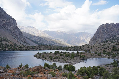 Bend in the river, fann mountains, tajikistan