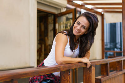 Portrait of a smiling young woman