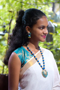 Portrait of woman smiling