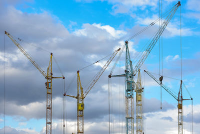 crane - construction machinery