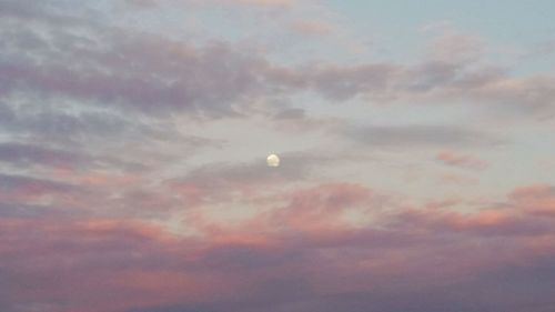 Low angle view of cloudy sky