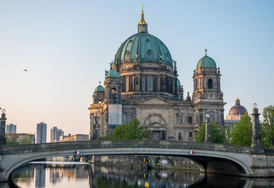 Buildings in city