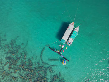 Aerial view ship
