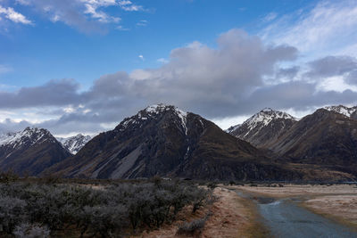 Scenic view along the mount cook road alongside with snow capped southern alps and majestic mt cook.