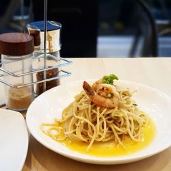 Close-up of noodles in bowl on table