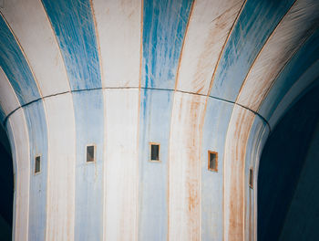 Low angle view of ceiling