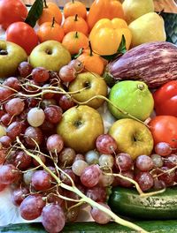 Full frame shot of apples