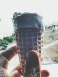 Close-up of cropped hand