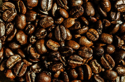 Coffee bean photos. this concept is used as a background in coffee shop design for advertising. 