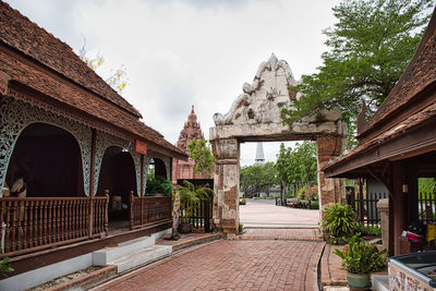 Panoramic view of historical building against sky