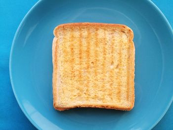 Directly above shot of grilled toast on plate