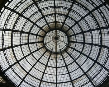 Low angle view of ceiling