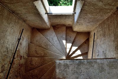 Low angle view of ceiling