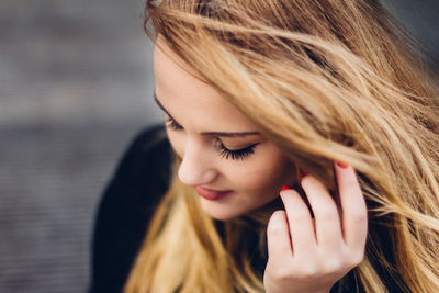 Close-up portrait of young woman