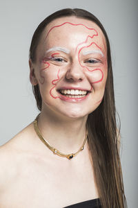 Portrait of a smiling young woman