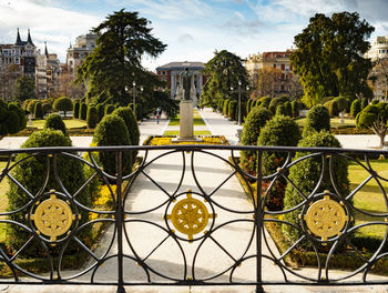 View of metallic gate