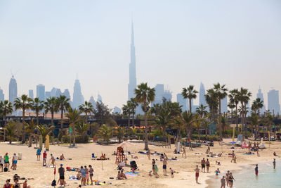 La mer is the new beach area of dubai, a city beach with a unique atmosphere of modern comfort. 