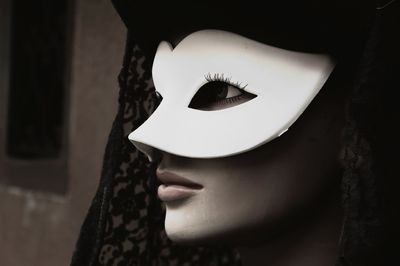 Close-up of mannequin with venetian mask