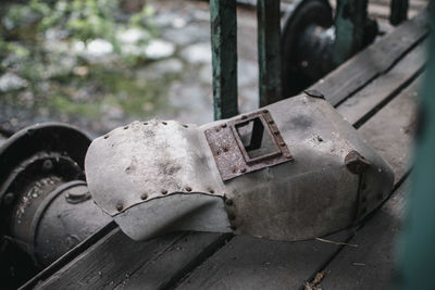 Welding mask in train