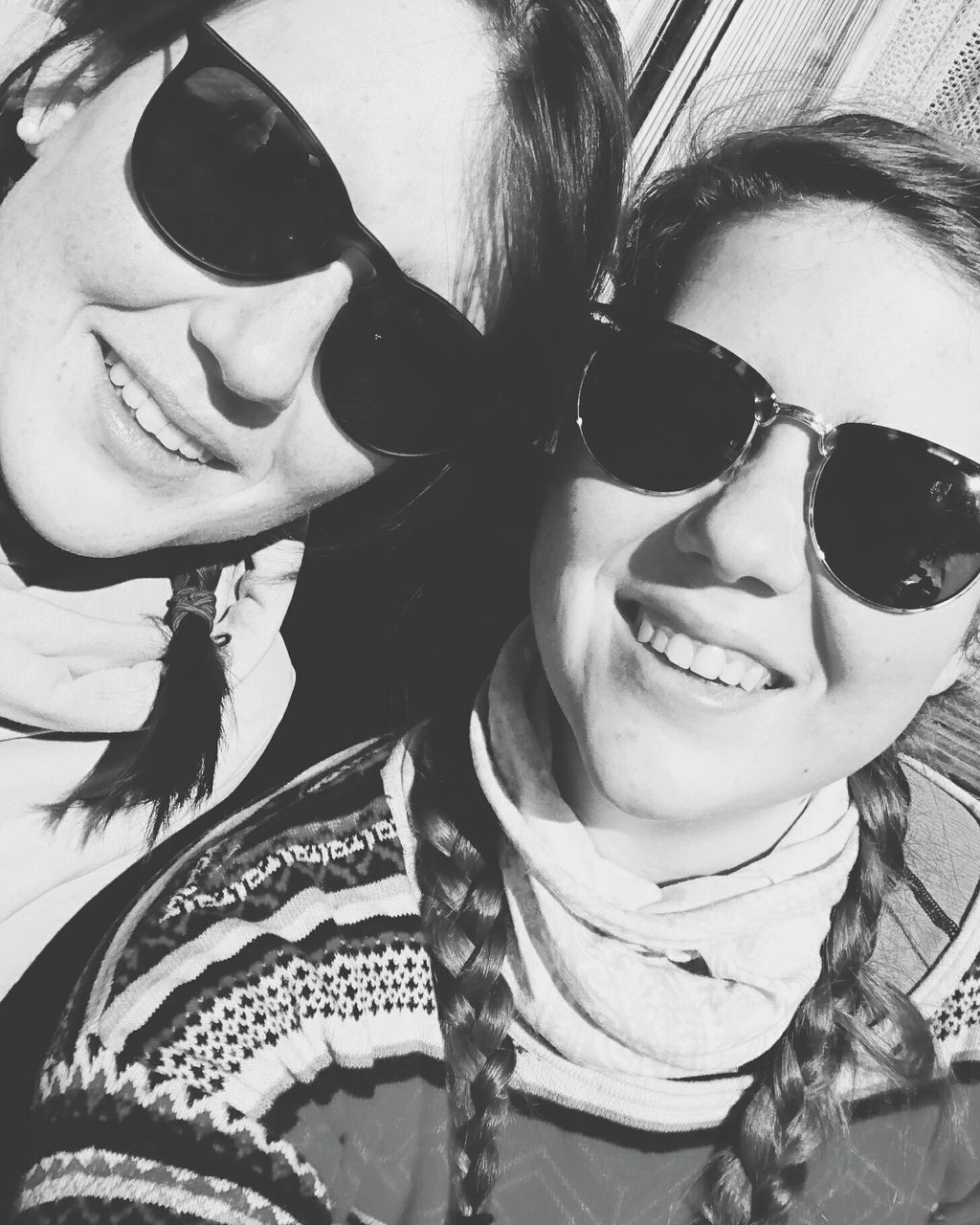 two people, sunglasses, young women, togetherness, headshot, young adult, portrait, happiness, women, real people, smiling, close-up, only women, friendship, day, adults only, cheerful, outdoors, adult, people
