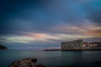 View of fort against cloudy sky