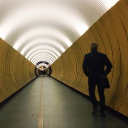 Illuminated tunnel