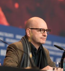 Close-up of man wearing eyeglasses