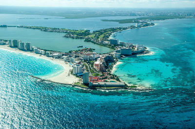 High angle view of sea against sky , cancun