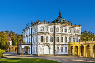Castle ploskovice is baroque castle in the village of ploskovice in north bohemia, czech republic