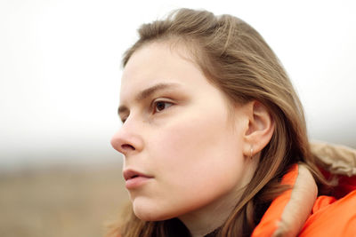 Outdoor portrait of a young woman.