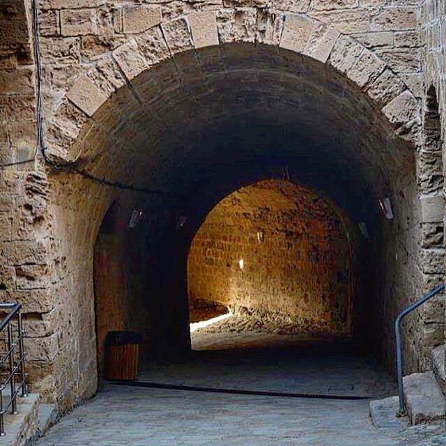 arch, architecture, indoors, castle, history, built structure, no people, day