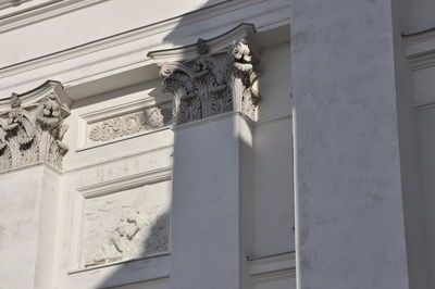Low angle view of statue against building