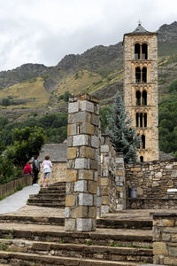 View of old ruin building against cloudy sky