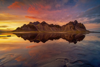 Dramatic evening sunset sky at vestrahorn mountain in stokksnes, iceland