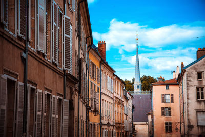 Buildings in city