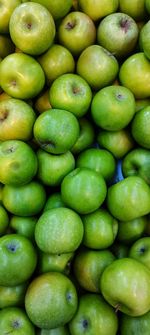 Full frame shot of apples