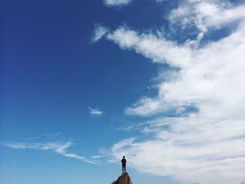 Low angle view of cloudy sky