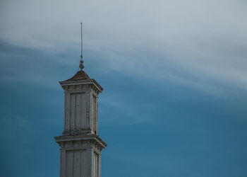 Low angle view of tower of building against sky