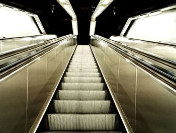 Illuminated underground walkway
