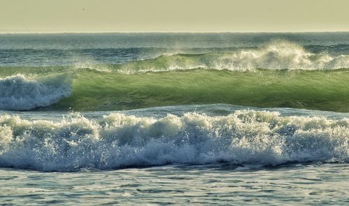 Waves splashing in sea