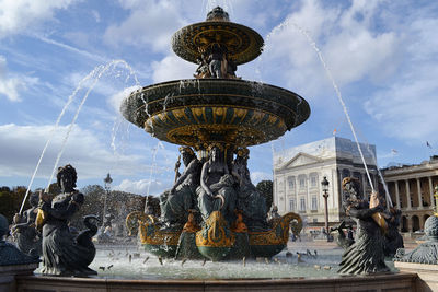 Fountain at the place vendome in paris