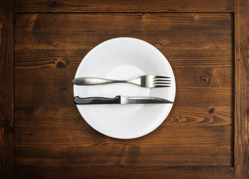 Directly above shot of empty plate on table