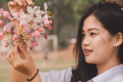 Close-up portrait of young woman