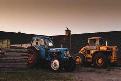 tractor