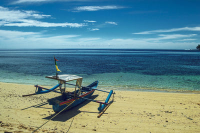 Fishing boat on bakaro beach