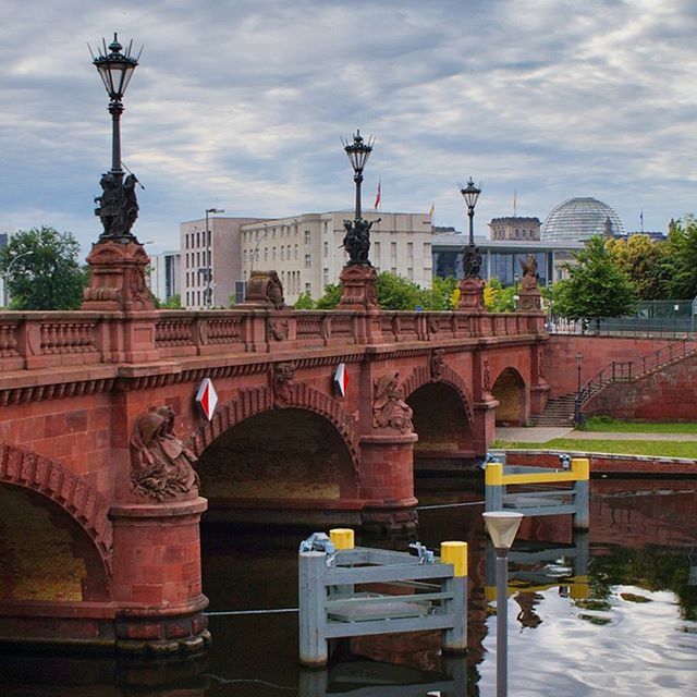 Moltkebrücke