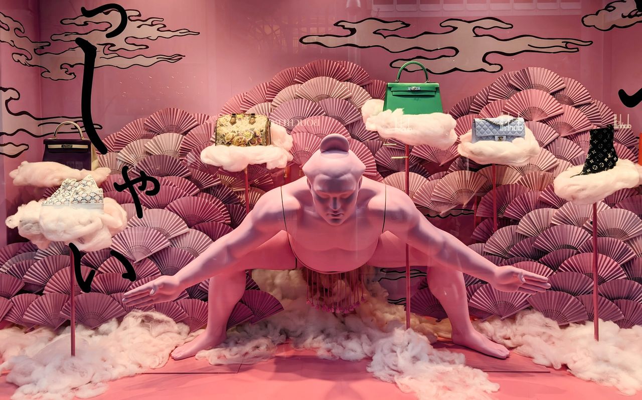 The PINK SUMO!! Sumo Sumowrestler Pink Color Manequin Window Display